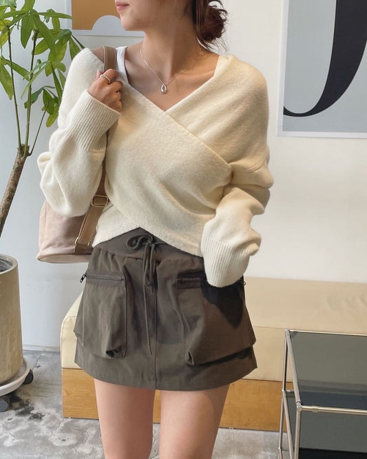 French-style crossover V-neck long-sleeve sweater