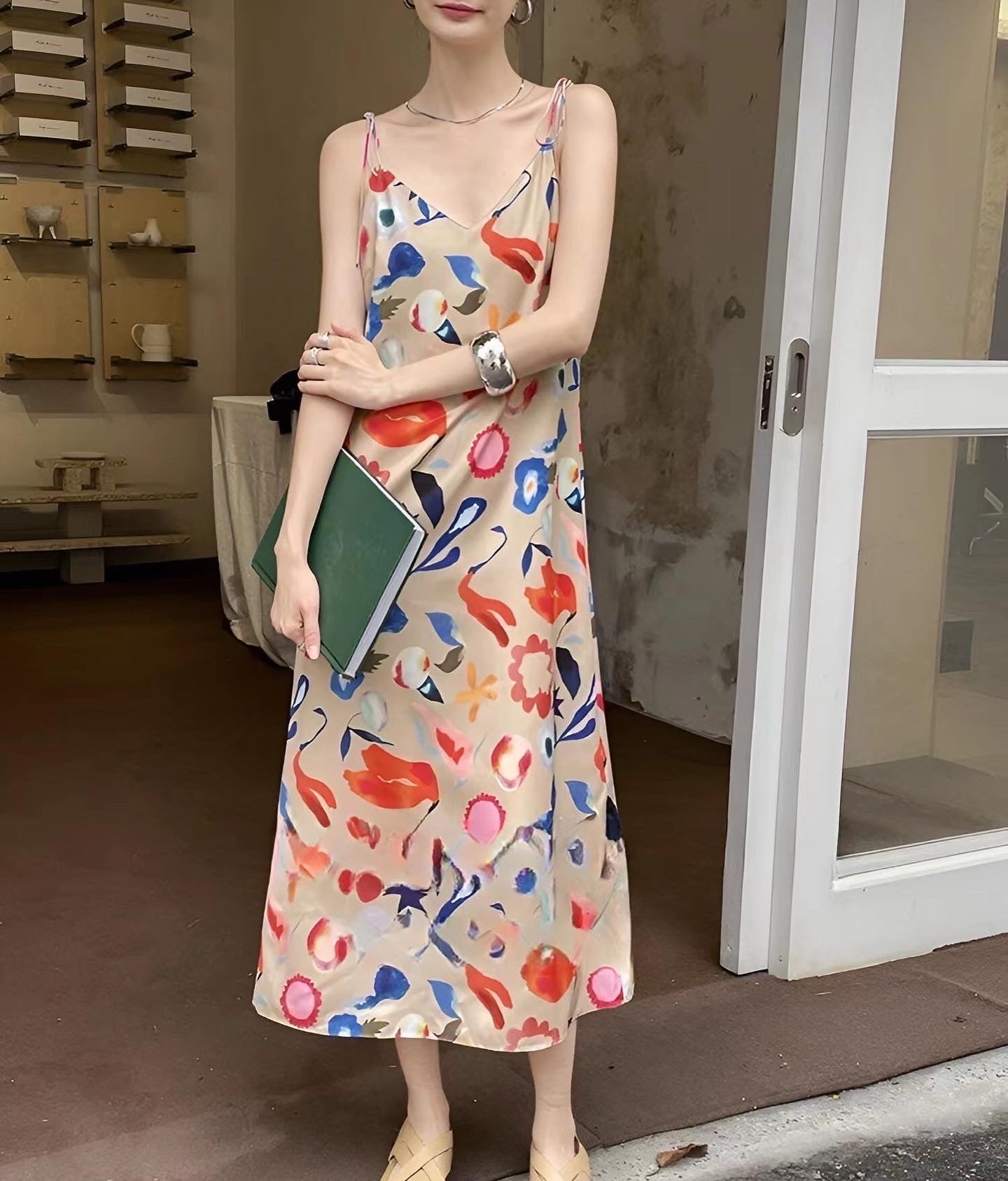 花柄キャミソールドレス