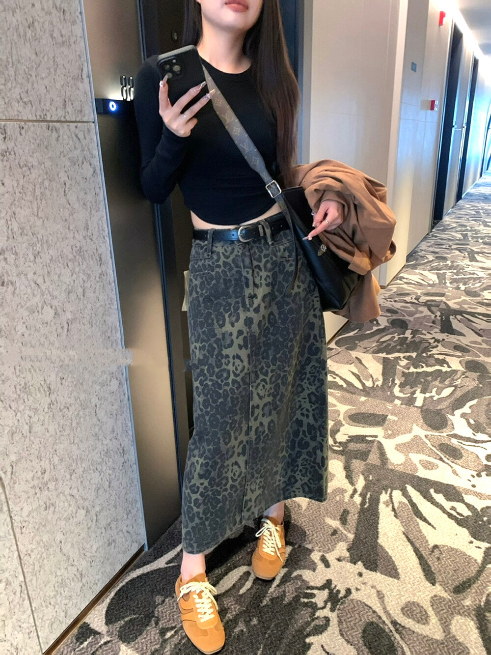 ヒョウ柄デニムスカート