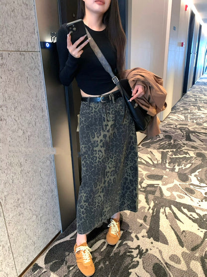 ヒョウ柄デニムスカート