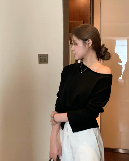 簡約斜肩針織top