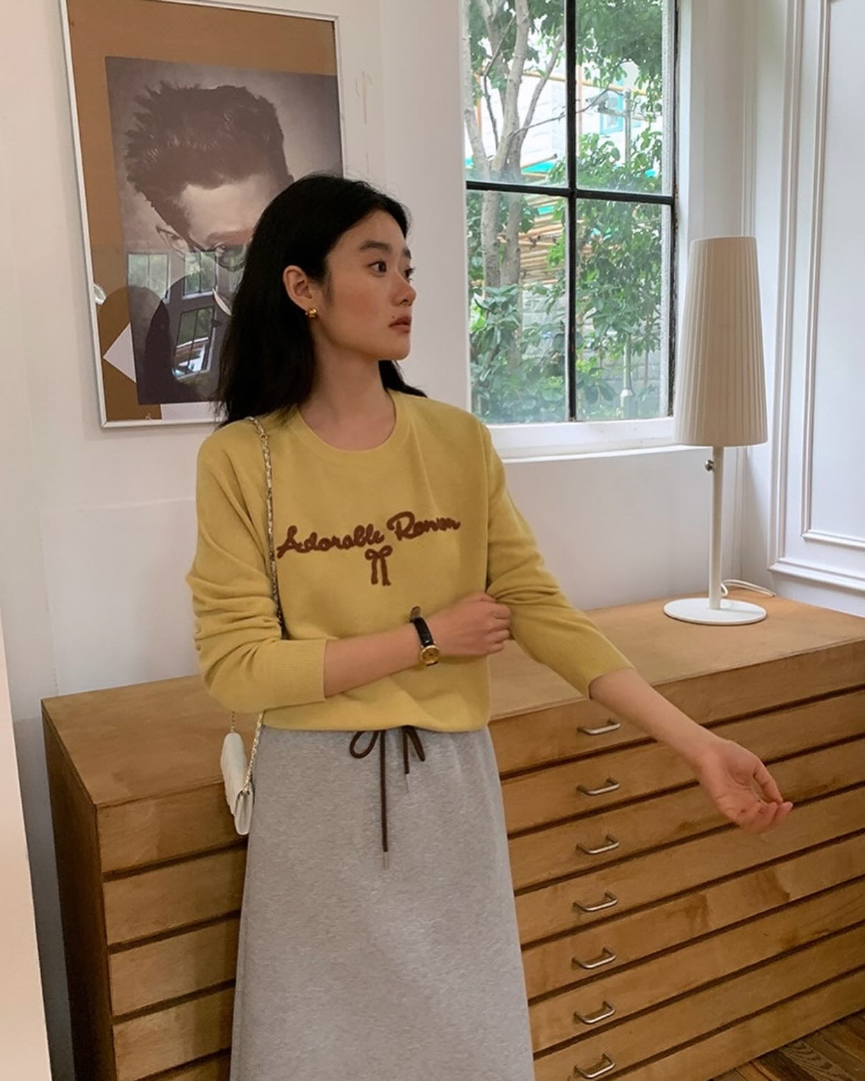 圓領字母刺繡針織衫