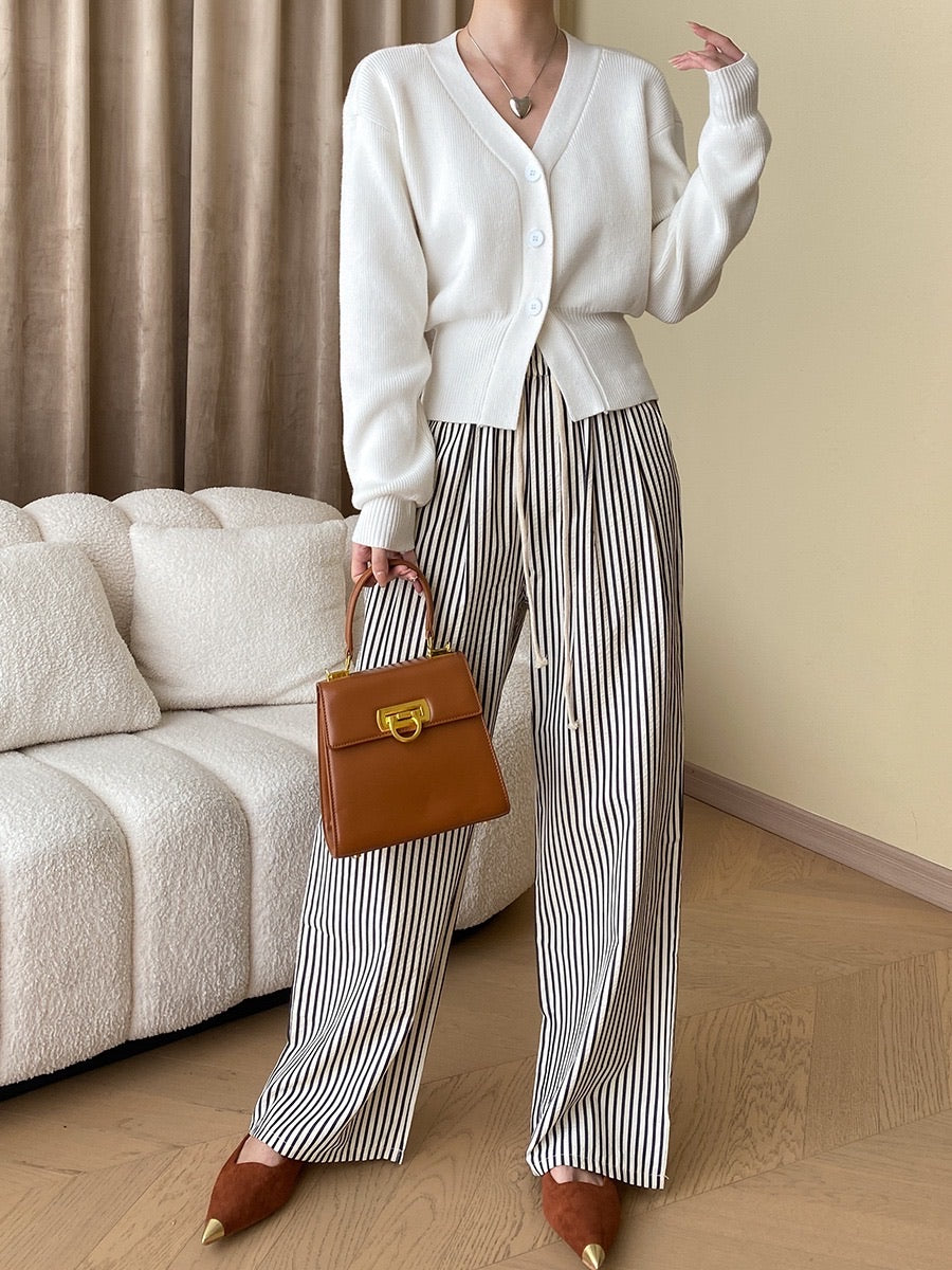 Waist-cinching knit cardigan