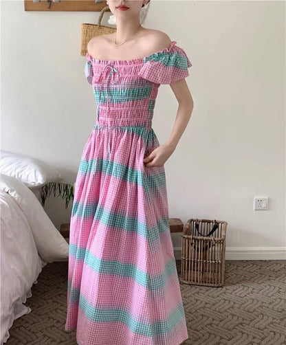 粉色一字肩修腰連身裙