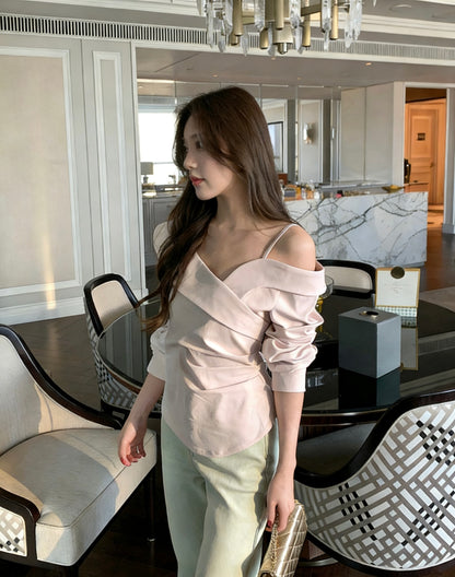 不對稱交叉領露肩小衫