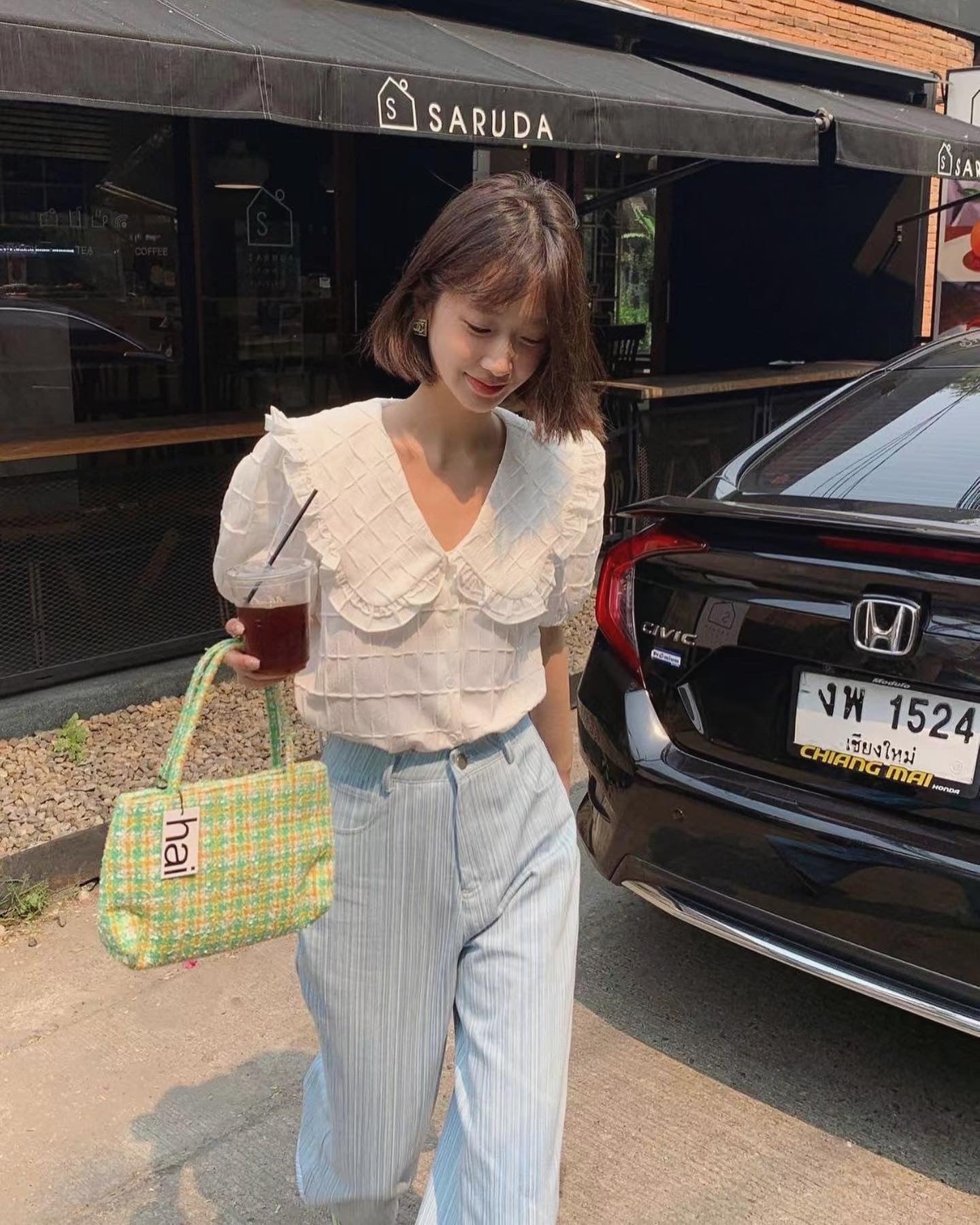 Ruffled Collar Short Sleeve Blouse