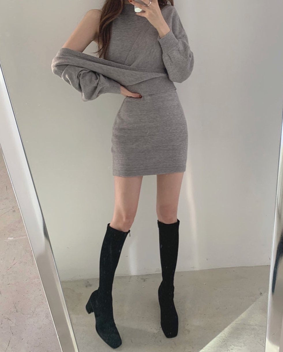 V領露肩毛衣+背心針織裙