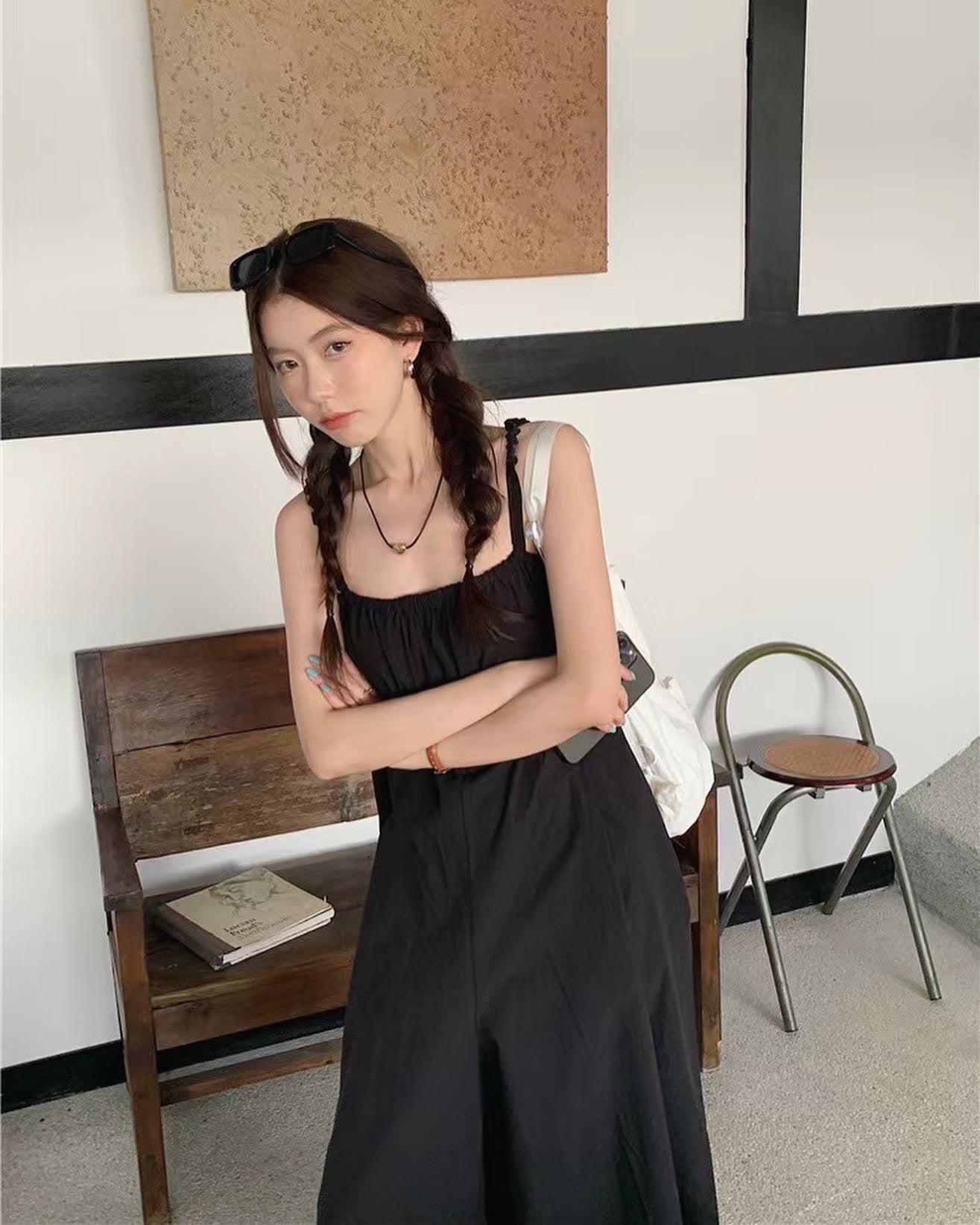 サスペンダージャンプスーツ