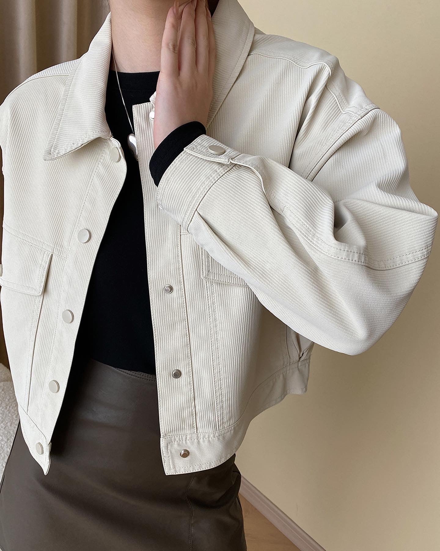 ワークウェア風ショートジャケット