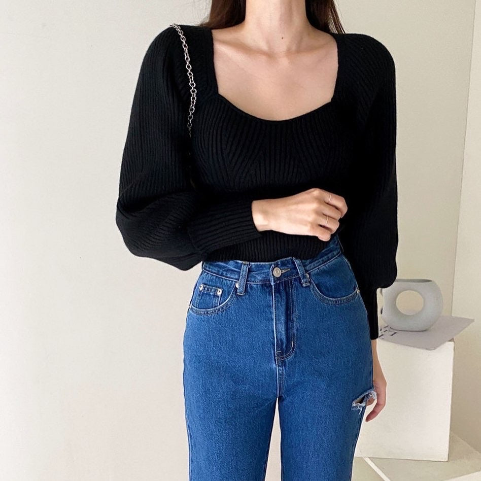 フレンチスクエアネックニット長袖トップ