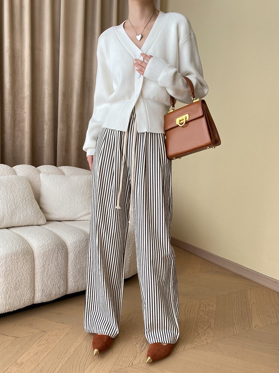 Waist-cinching knit cardigan