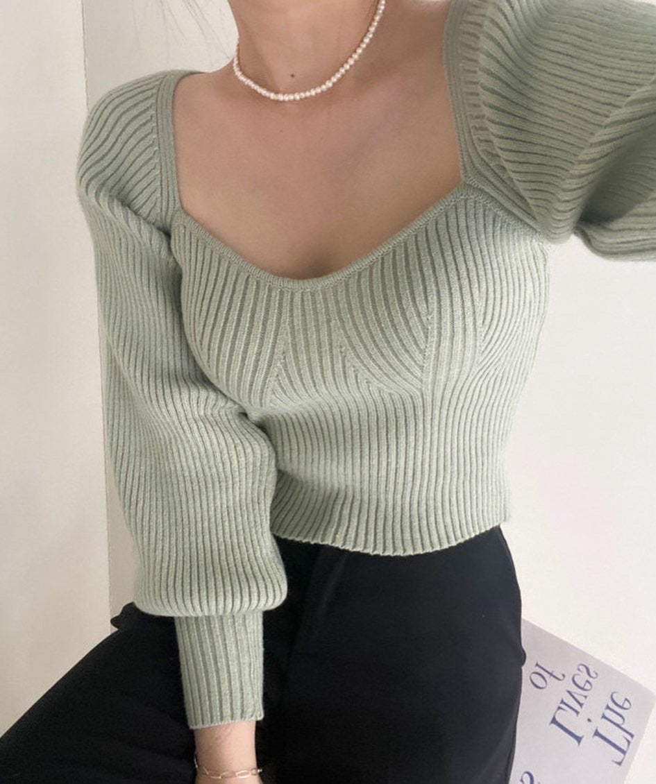 フレンチスクエアネックニット長袖トップ