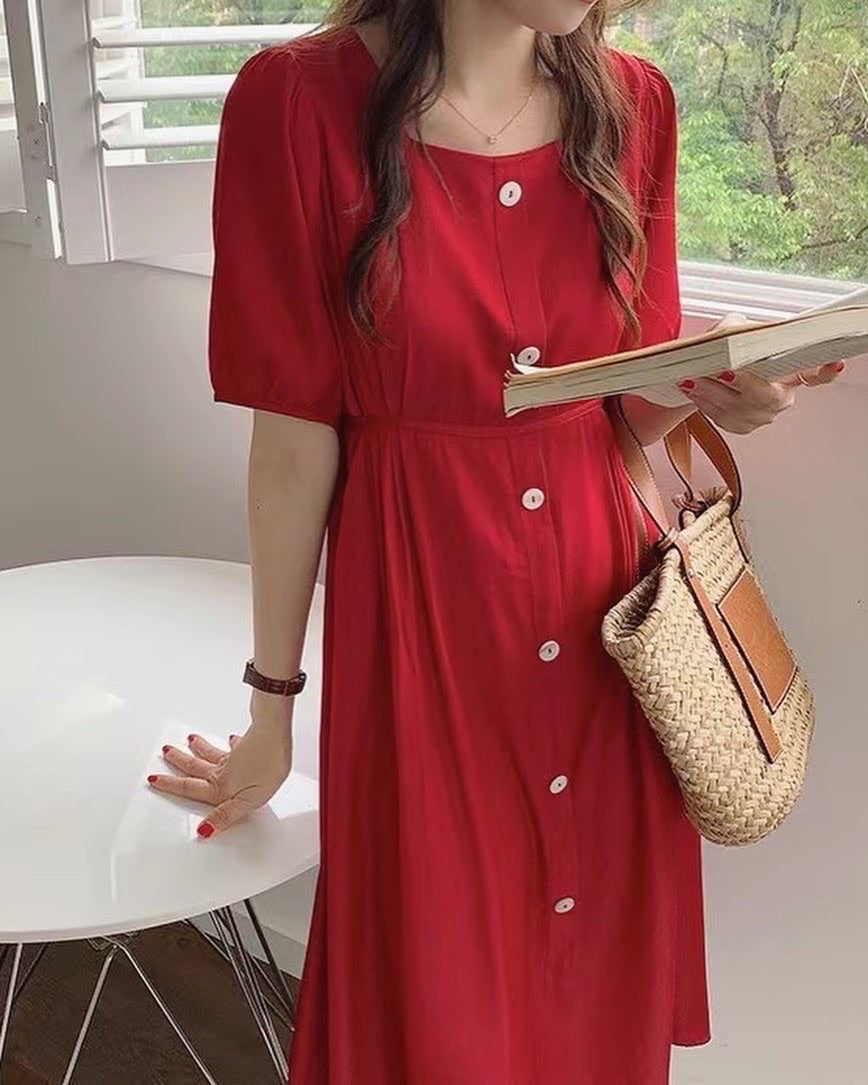 フレンチスタイルスクエアネックドレス