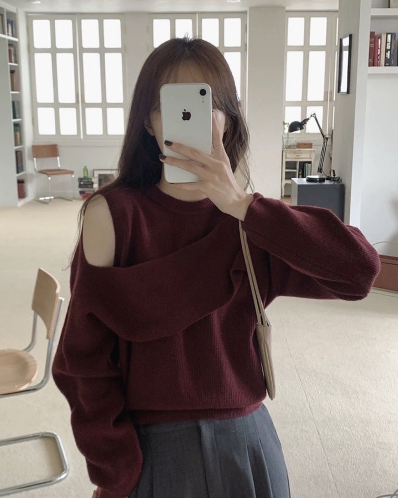 オフショルダーフェイクレイヤードトップ