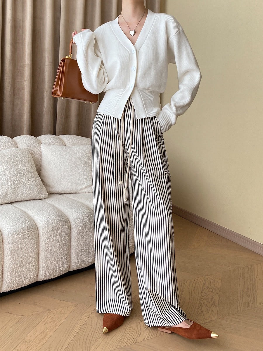 Waist-cinching knit cardigan