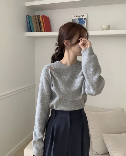 オフショルダーフェイクレイヤードトップ