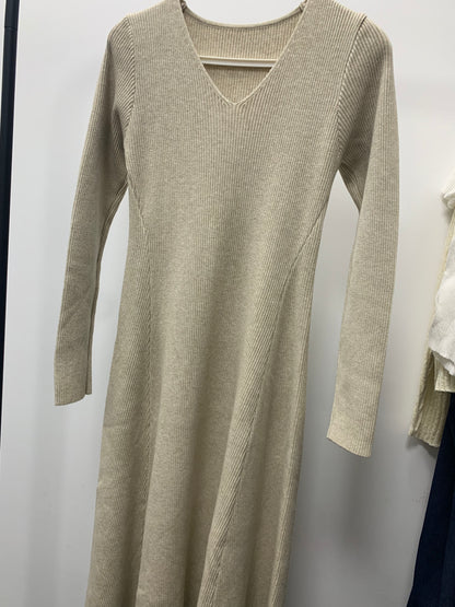 V領簡約長袖打底連身裙