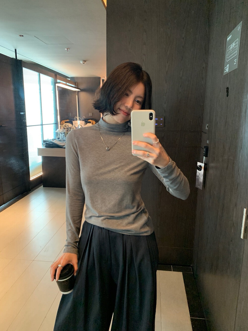 親膚軟糯高彈半高領打底衫