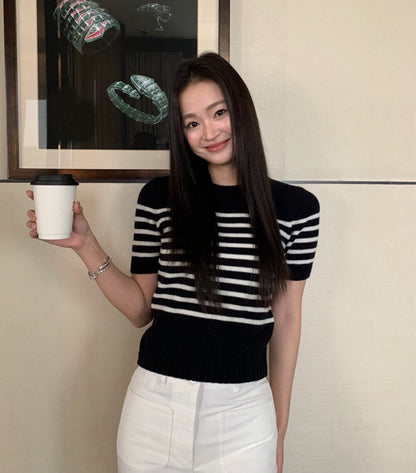 經典優雅條紋圓領短袖上衣