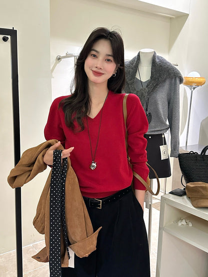 V-neck versatile seamless integrated design top