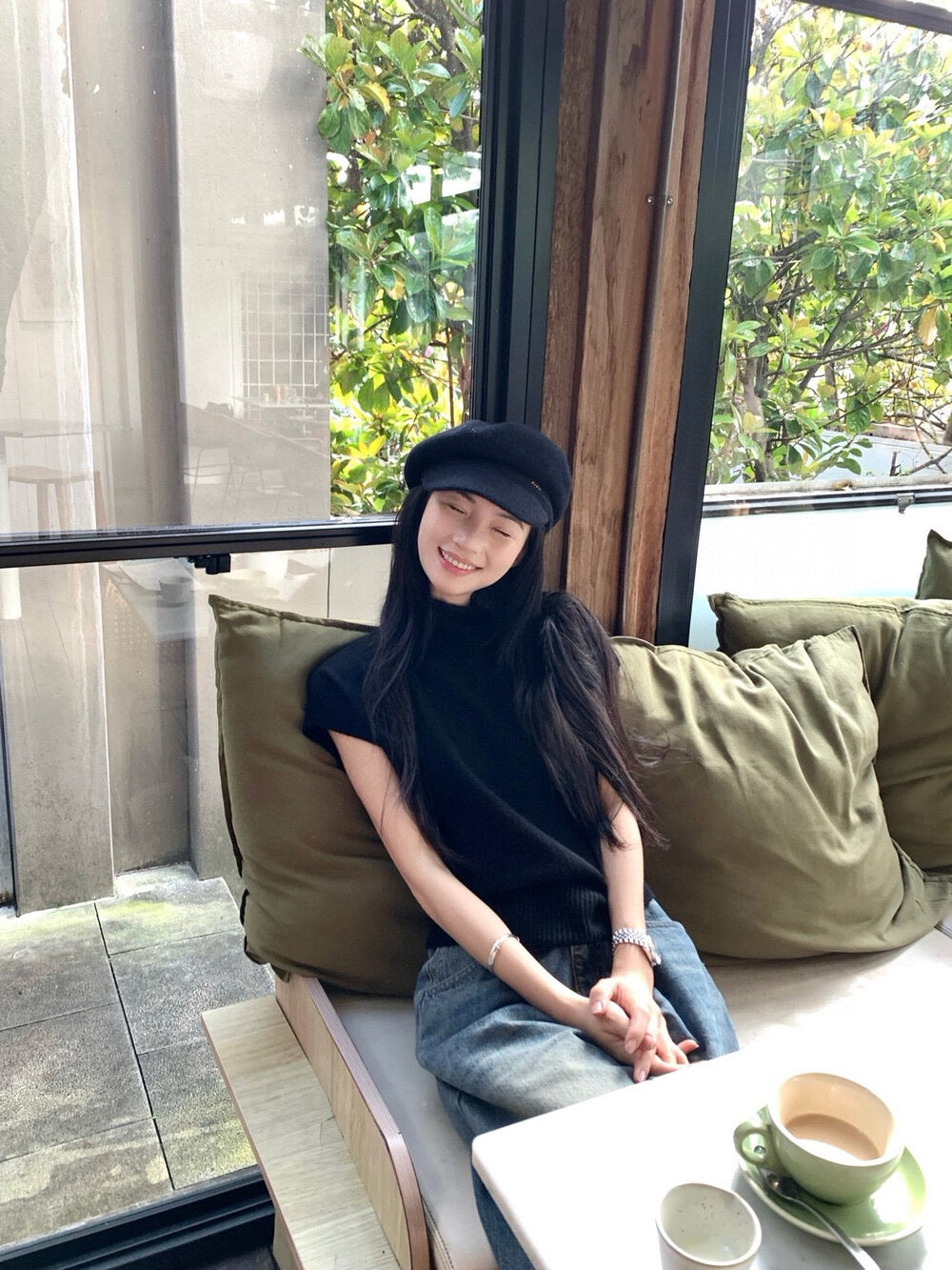 レイヤードスタイルの韓国風シンプルなゆったりとしたスリム見せトップス