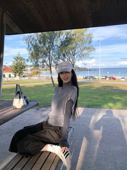 レイヤードスタイルの韓国風シンプルなゆったりとしたスリム見せトップス