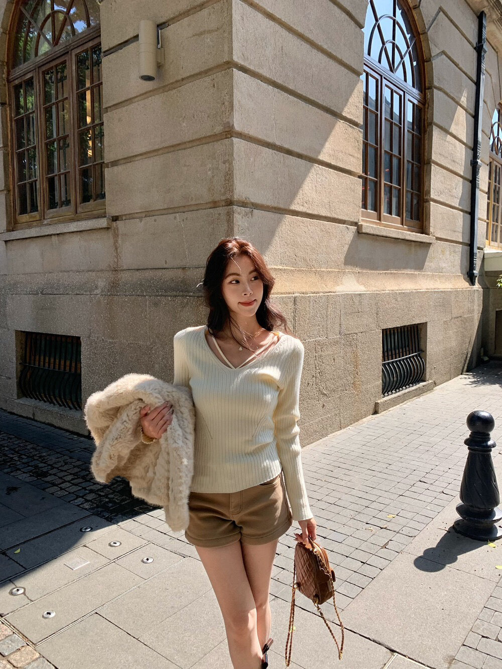 純欲感簡約V領修身針織小衫