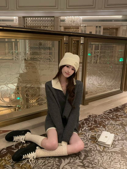 撞色毛衣+半身裙套裝