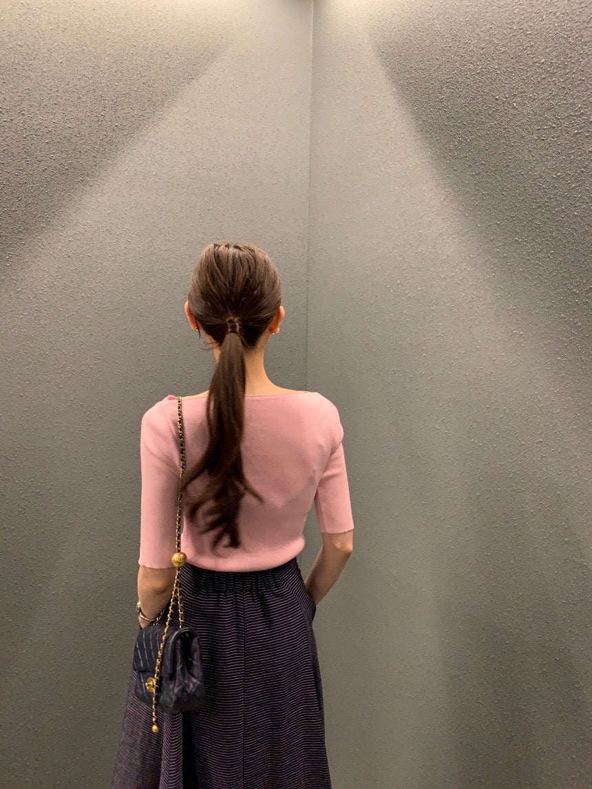 Korean-style mid-sleeve knit top