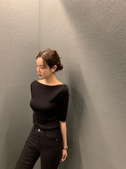 Korean-style mid-sleeve knit top