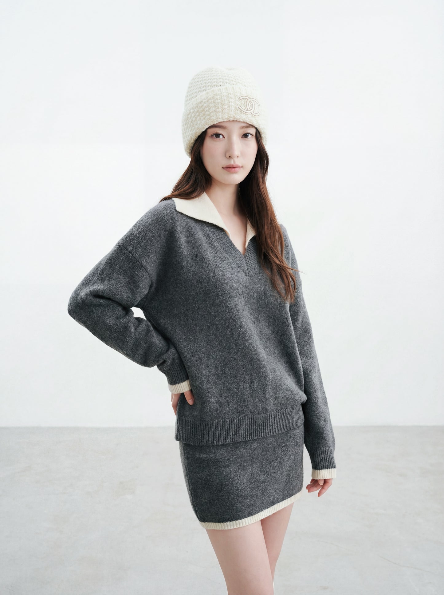 撞色毛衣+半身裙套裝