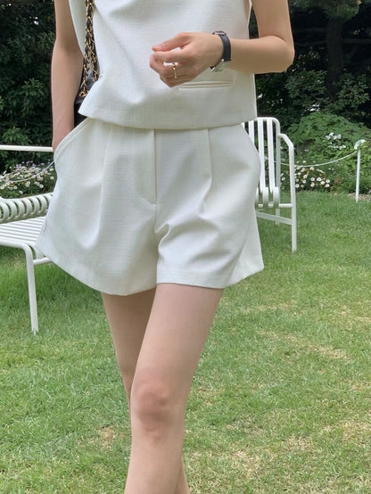 Vネックショートパンツセット