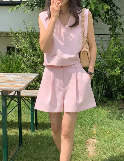 Vネックショートパンツセット