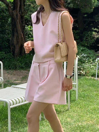 Vネックショートパンツセット