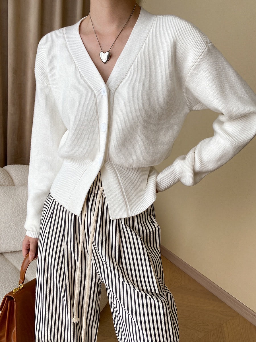 Waist-cinching knit cardigan