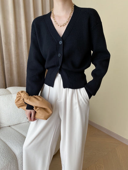 Waist-cinching knit cardigan