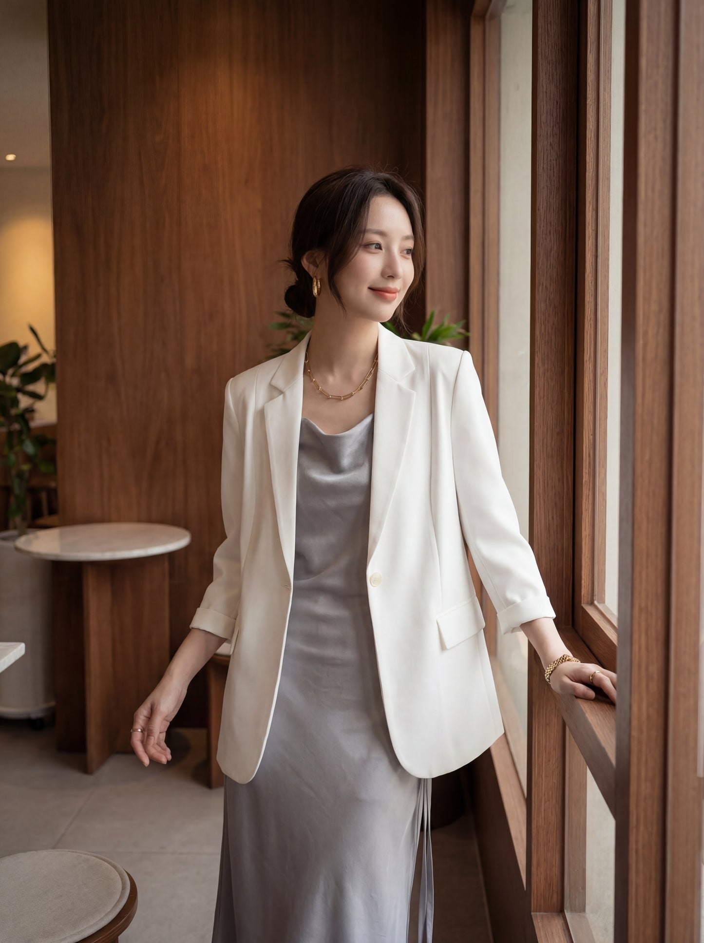 韓国風スリムフィットブレザー