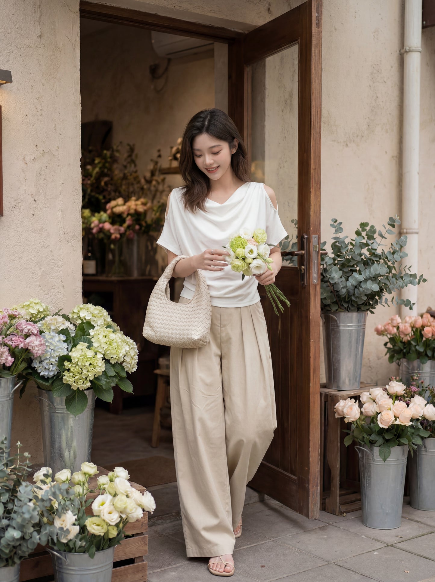氣質垂墜感露肩短袖上衣