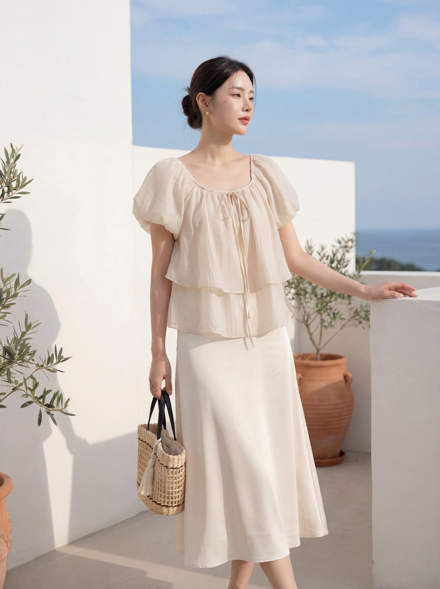 ダブルフリルパフスリーブブラウス