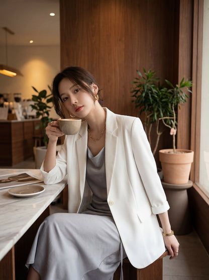韓国風スリムフィットブレザー