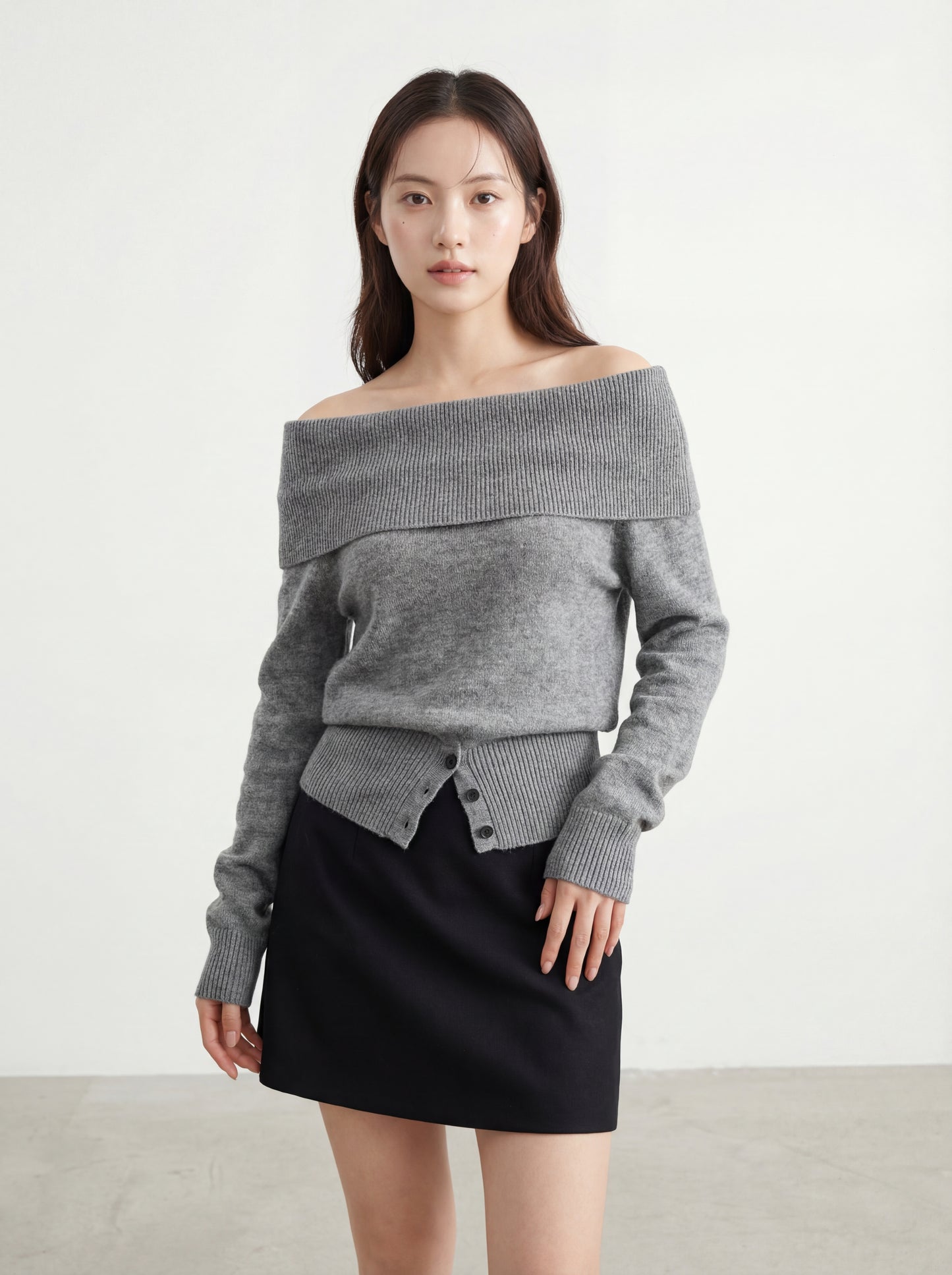 氛圍感一字領露肩長袖上衣