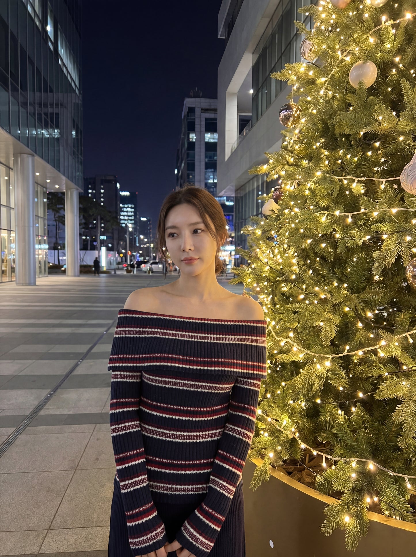 一字肩條紋撞色氣質針織衫