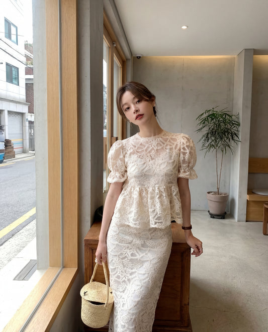 レース刺繍セットアップ