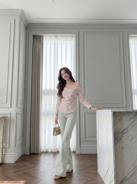 不對稱交叉領露肩小衫