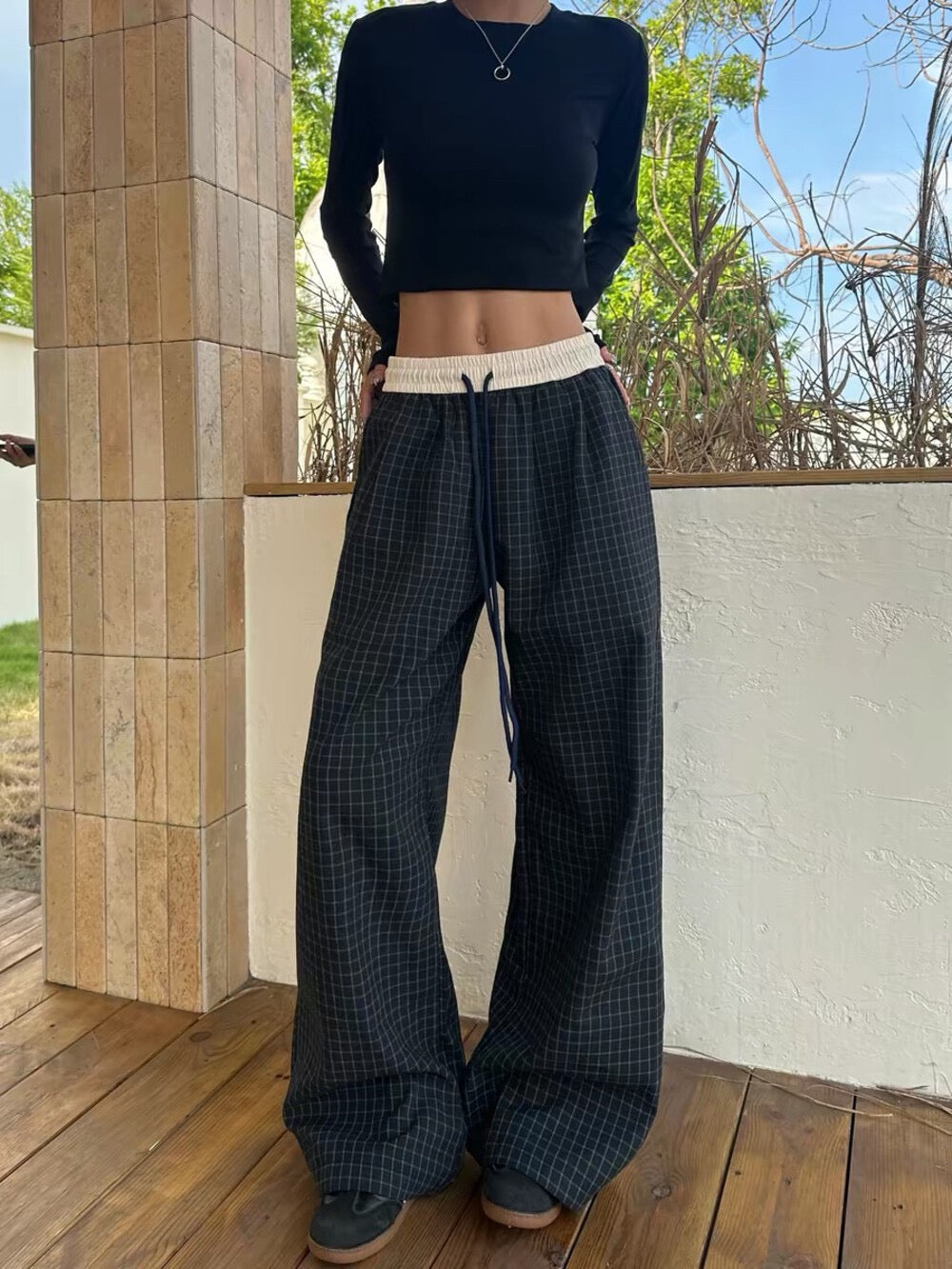 Vintage plaid loose straight casual pants styling