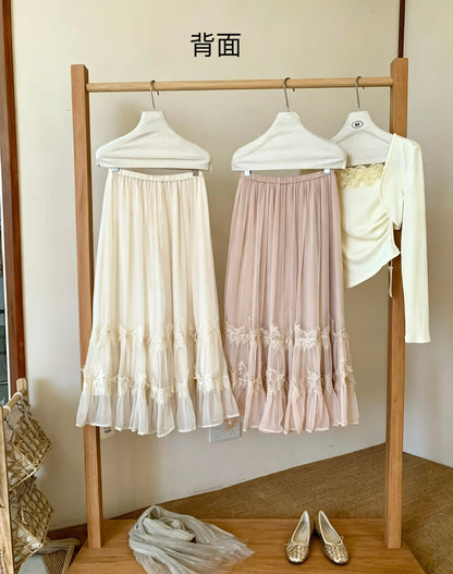 Back view of apricot and peach tulle skirts
