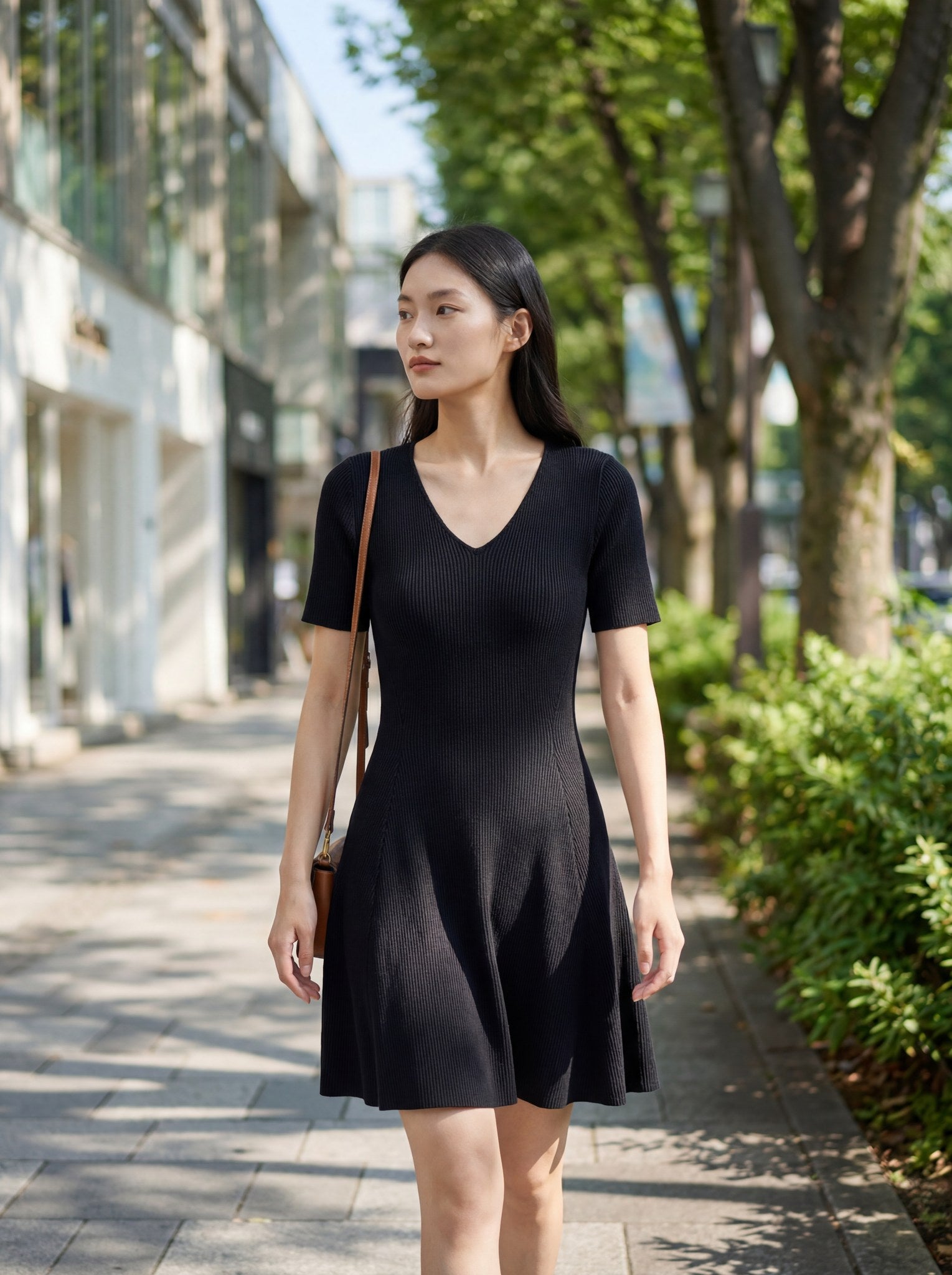 V領短袖針織連身裙