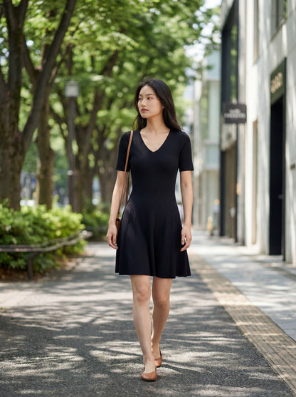 V領短袖針織連身裙